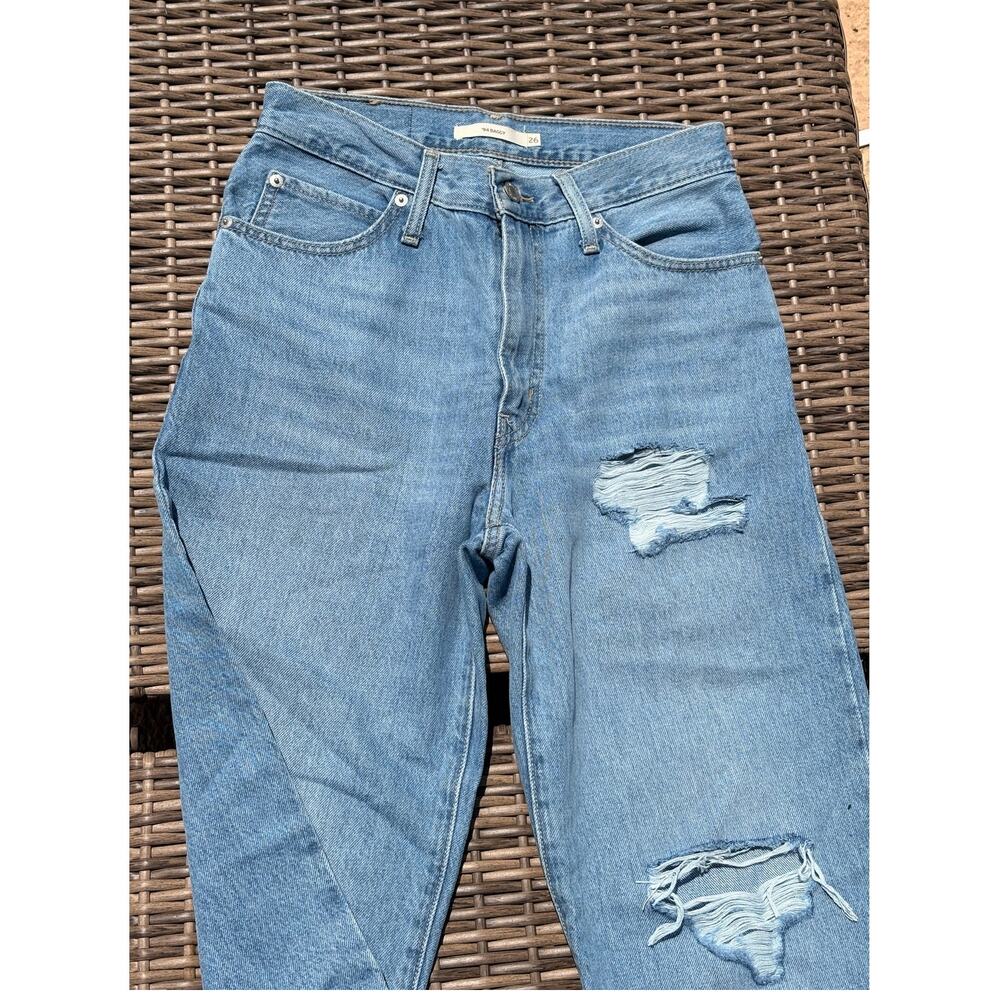 Levi jeans